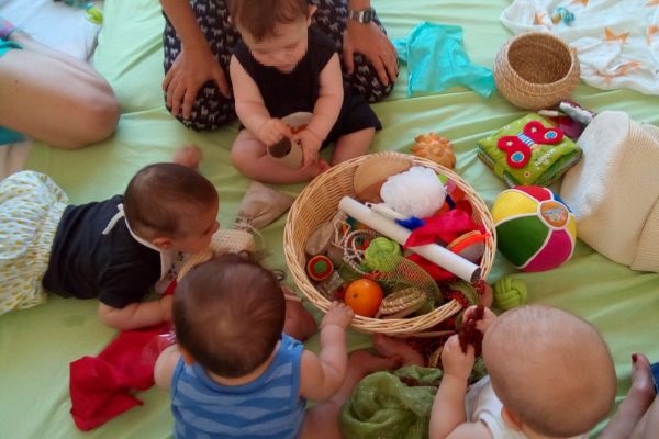 Crianza y educación compartida bebes